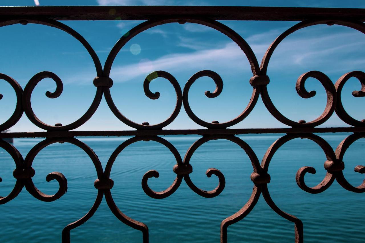 B&B Le Finestre Sul Mare Taranto Exteriör bild