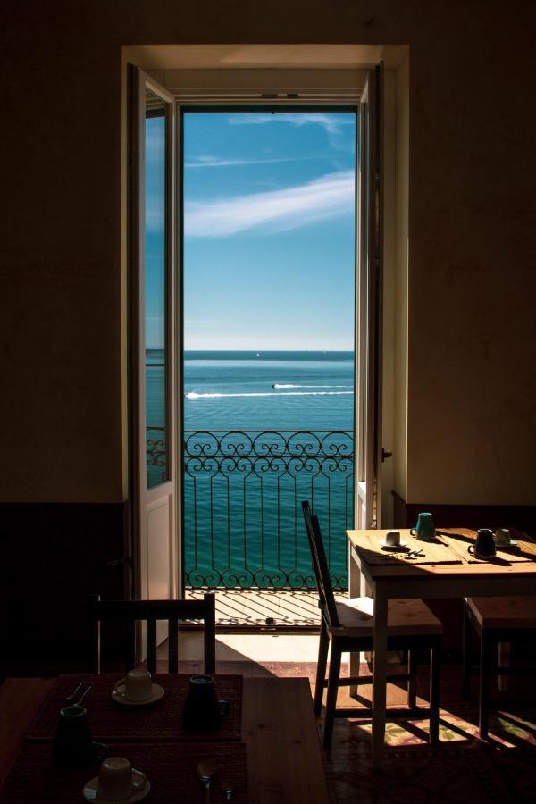 B&B Le Finestre Sul Mare Taranto Exteriör bild